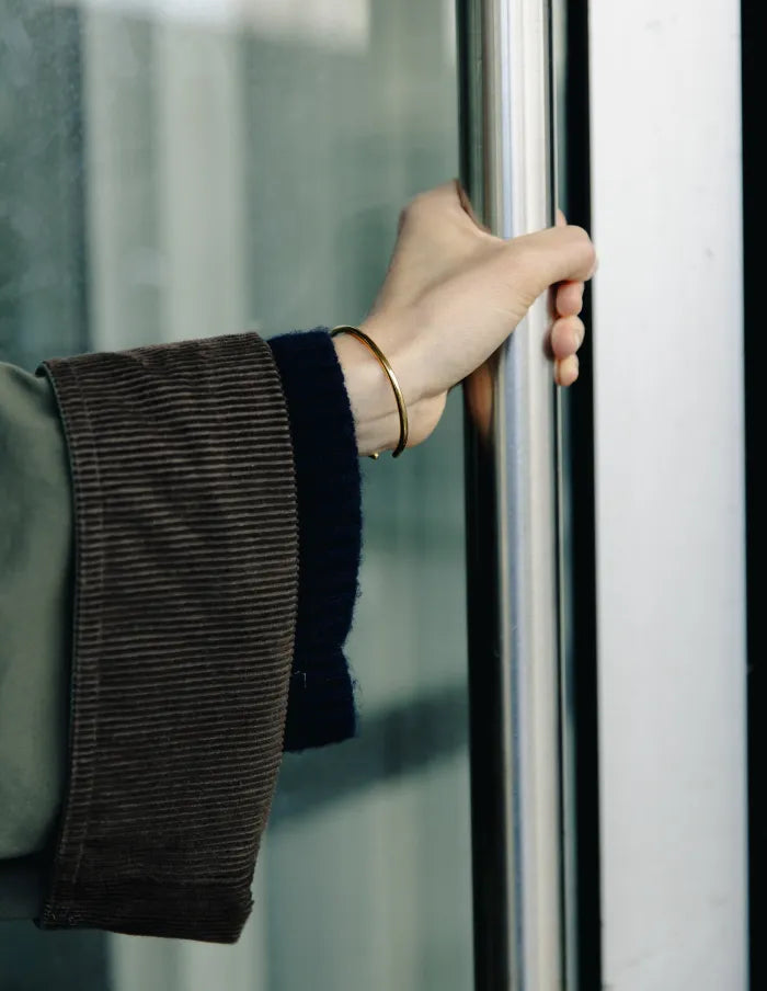 Minimal Gold Bangle
