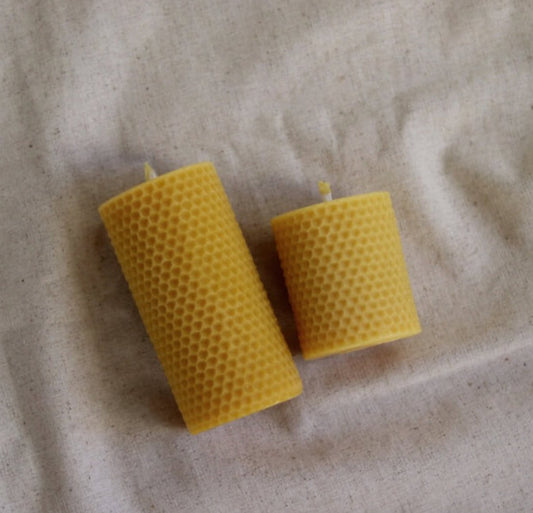 Beeswax Honeycomb Pillar Candle, Large