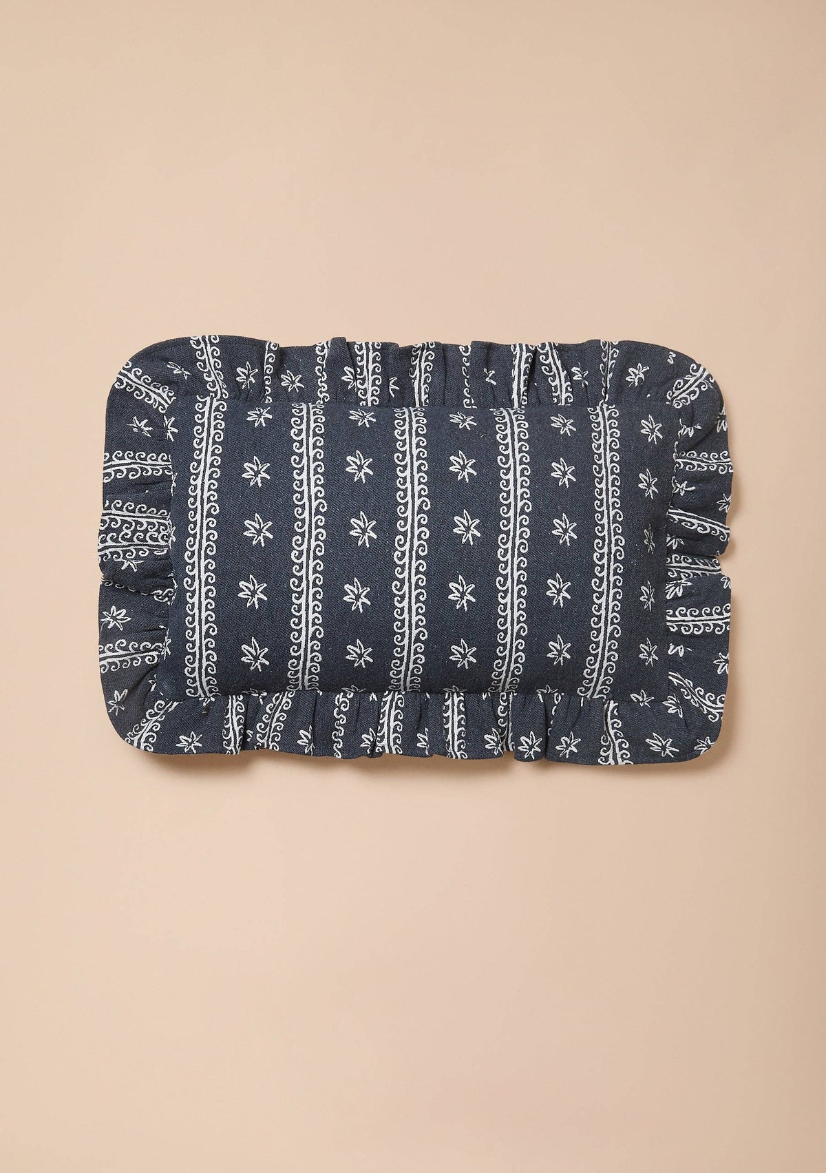 Cushion in Blue Swirl Stripe
