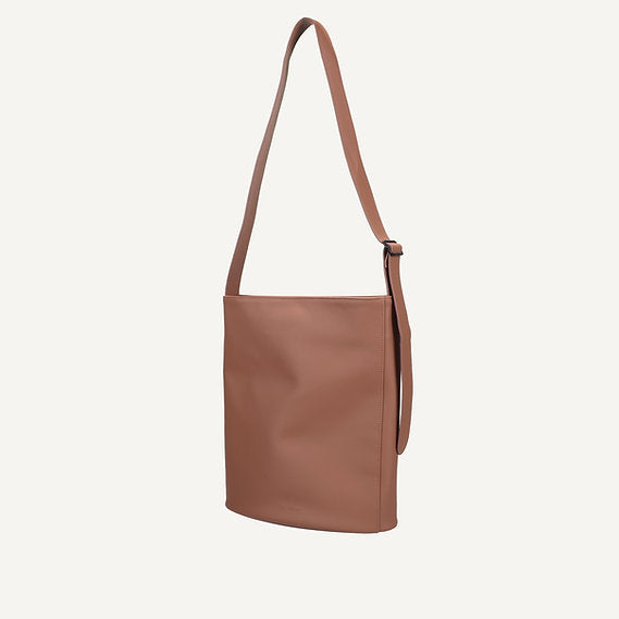 Naomi cross body shopper | clay