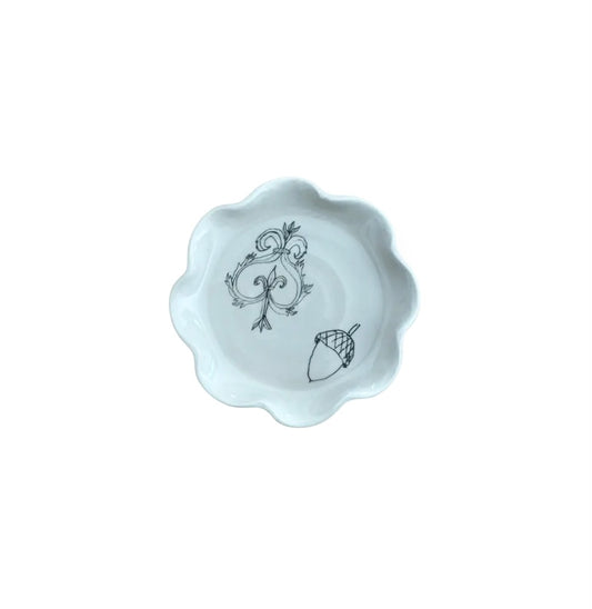 Frilly Acorn Dish