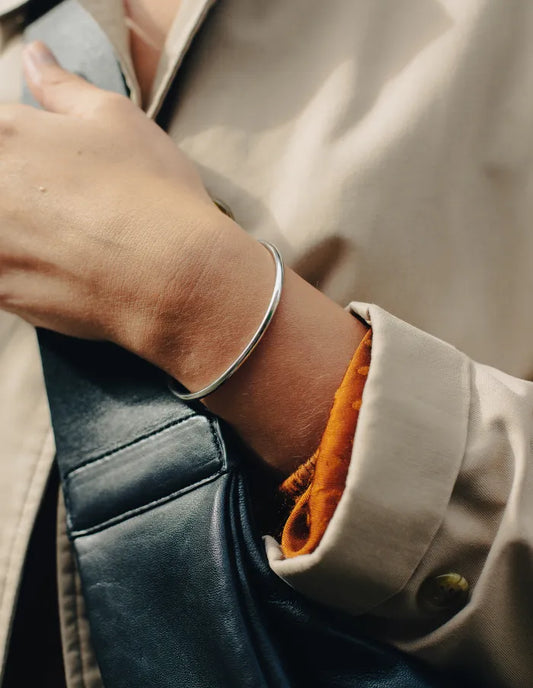Minimal Silver Bangle