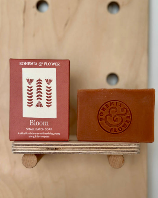 Red Clay Natural Soap Bar – Ylang Ylang & Lemongrass
