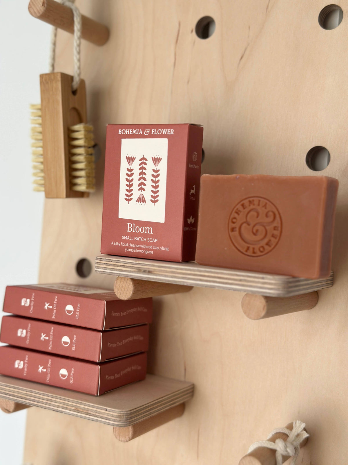 Red Clay Natural Soap Bar – Ylang Ylang & Lemongrass
